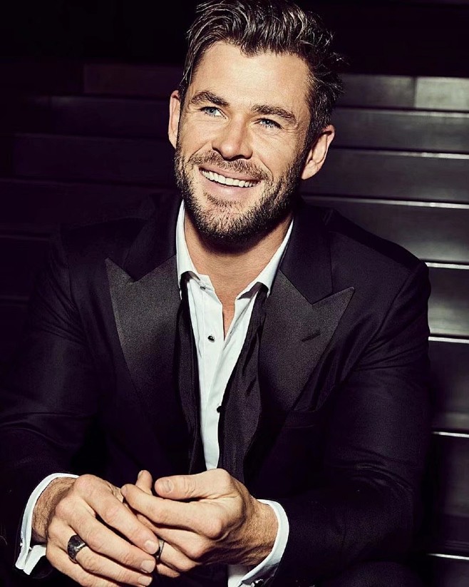 帅爆表锤哥chrishemsworth最新写真出炉