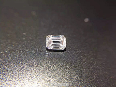 钻石小行家采集到GIA美国宝石学院 钻石 裸钻 免费 估值
