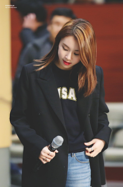 jiayoujiaoyou采集到chaeyoung