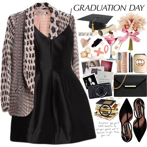 #graduationdaydress ...