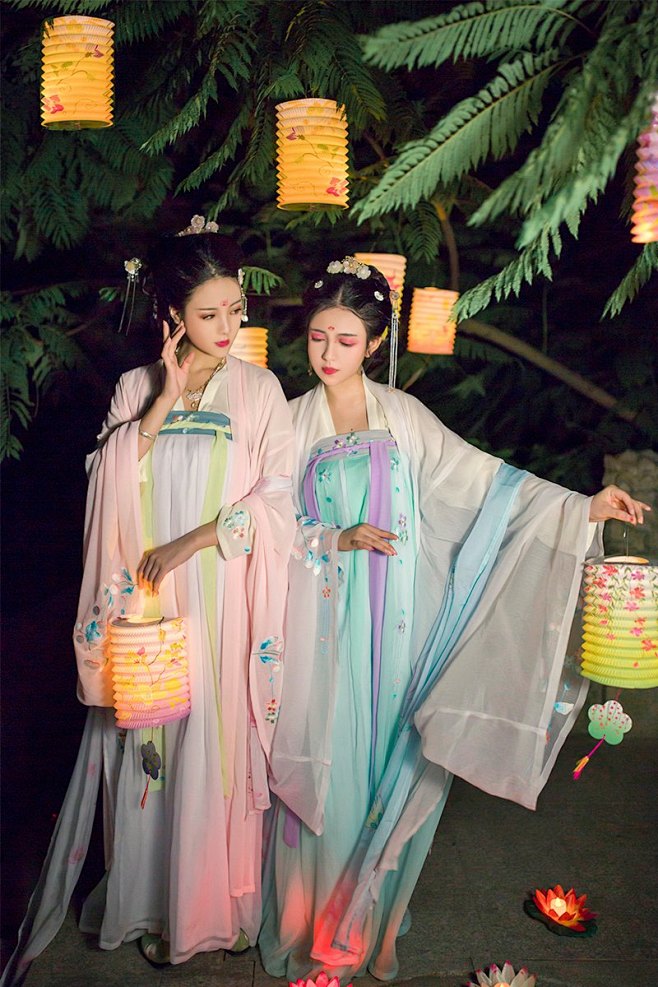 如梦霓裳汉服女装齐胸襦裙大袖衫[天仙子]四缨络刺绣绣花传统原创-淘宝网