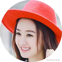 【#赵丽颖七十二层奇楼# 】
叮咚小红帽颖宝已送货，注意查收萌炸丽颖
叮咚！有一波萌萌哒的“马里颖”
申请给你做头像｜壁纸，
怎么会有这么可爱的女孩子啊，萌的我心都化了。
这组图太清新了，我童颜的颖，我萌炸的颖宝宝？
同意吗？同意的话快接受小红帽头像。@赵丽颖  ...展开全文c