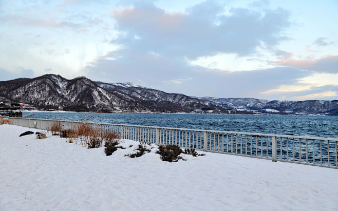 日本北海道洞爷湖冬季风景--更多风景赏析...
