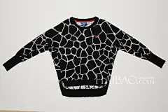 【图】个性纹路霸气十足！阿迪达斯经典三叶草 (adidas Originals) 2014Women系列Lookbook，打造街头摩登长腿Girl_第4页_阿迪达斯经典三叶草_海报时尚网