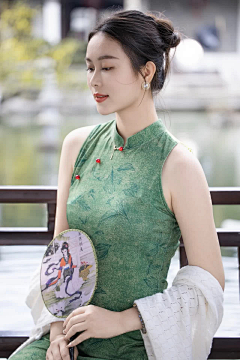 老焦1采集到漂亮服装