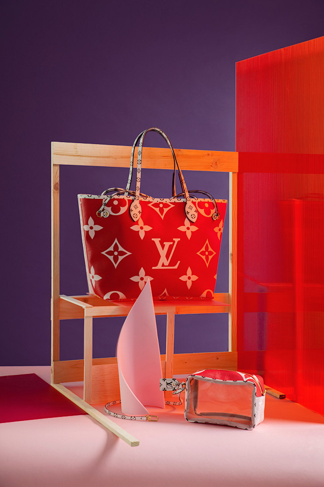 Louis Vuitton (VANID...