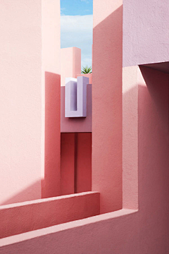 QGR6PyWd采集到La Muralla Roja