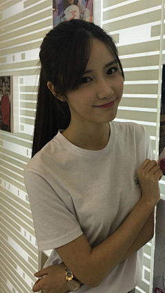 Calder_洸采集到美女