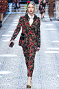 Dolce & Gabbana Fall 2017 Ready-to-Wear Fashion Show : See the complete Dolce & Gabbana Fall 2017 Ready-to-Wear collection.