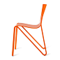  这张椅子来自瑞典的二人组 o4i，外形轻巧，是用铸造成型胶合板制成。椅子下的弧形支撑方便它们叠放在一起，最大可以叠放 15 把。它经过拉脱维亚家具生产厂 plycollection 生产后，还增添了许多颜色，按照颜色渐变规则拼起来形成彩虹一样的效果，非常活泼绚丽。