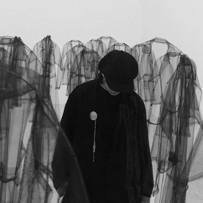 男生头像. On your own