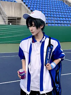 白月光的杀伤力。越前龙马cos#越前龙马 #网球王子 #越前龙马cos #青学 #网球@CN_蔡小黑，采集@屿堍