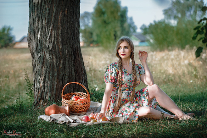 Country girl by Phot...