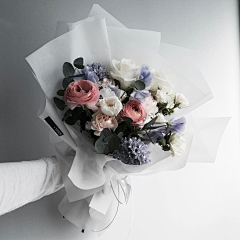 WE+PARTY采集到Gift Bouquet 礼品花束
