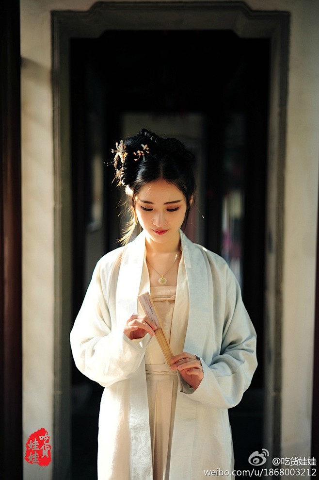 汉服——褙子
汉民族传统服饰