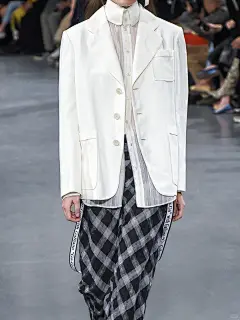 John Galliano Spring2019 READY-TO-WEAR 英伦田园风 - 小红书