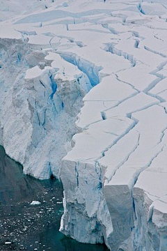 MMMMONK采集到【真实世界】冰封雪地 glacier