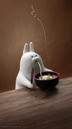 手机壁纸版。吃面条的蛋蛋兔-猫宅主人
