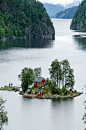Little island set in the Norwegian fjords: 