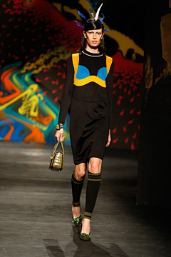 lneekaa采集到PRADA 2014ss