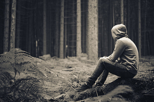 伤感欧系男生背影大图