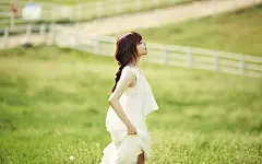 小清新美女壁纸图片