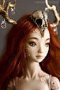 【Enchanted Doll】翻译过来就是“被施了魔法的人偶"，是由女孩Marina Bychkova所创造。古老魔幻神话和美丽的童话故事都是她的创作灵感，一起来到华丽，妖娆，楚楚动人的精灵世界吧→http://t.cn/zH1T1SR
