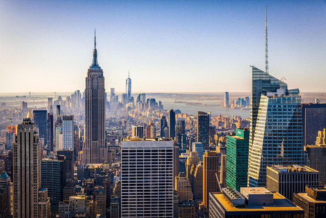 Manhattan by Raffael...