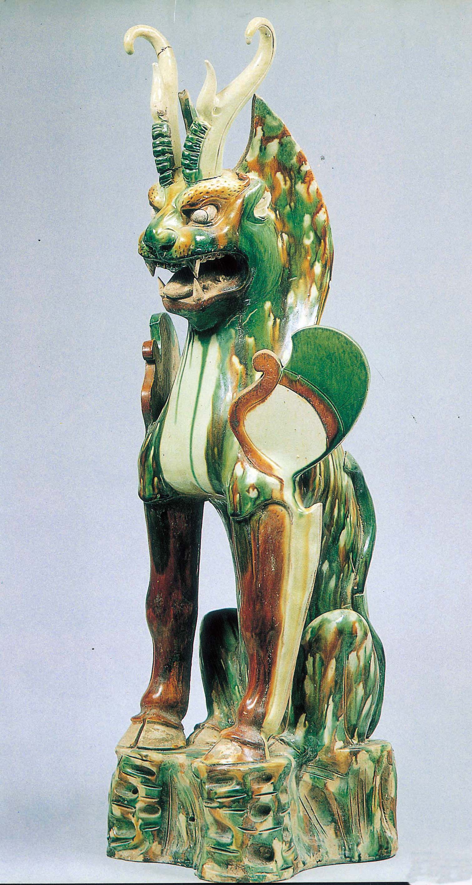 三彩镇墓兽唐代