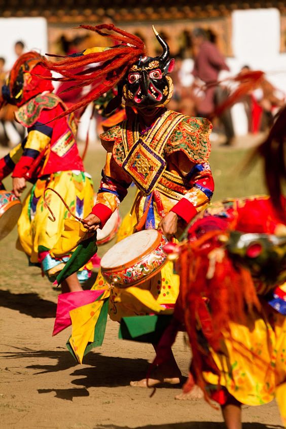 羌姆中的迦楼罗面具