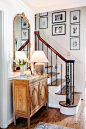 how-to-decorate-an-entryway-table-2
