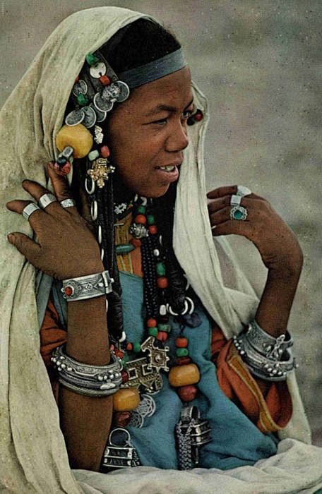 Berber woman in trad...