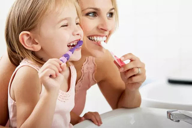 让孩子更爱刷牙的七种武器