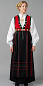 北欧挪威传统服饰参考 第五部分
北欧/挪威/服饰/女装/裙子/实物图/照片 ​​​​