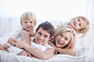 153770663-Familly-Smiling-scaled