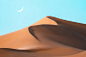 内蒙古自然风：沙漠与月亮图片