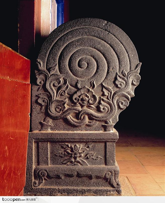 传统文化-门口的石柱