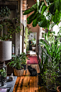  <a href="https://www.dwell.com/">dwell</a> 