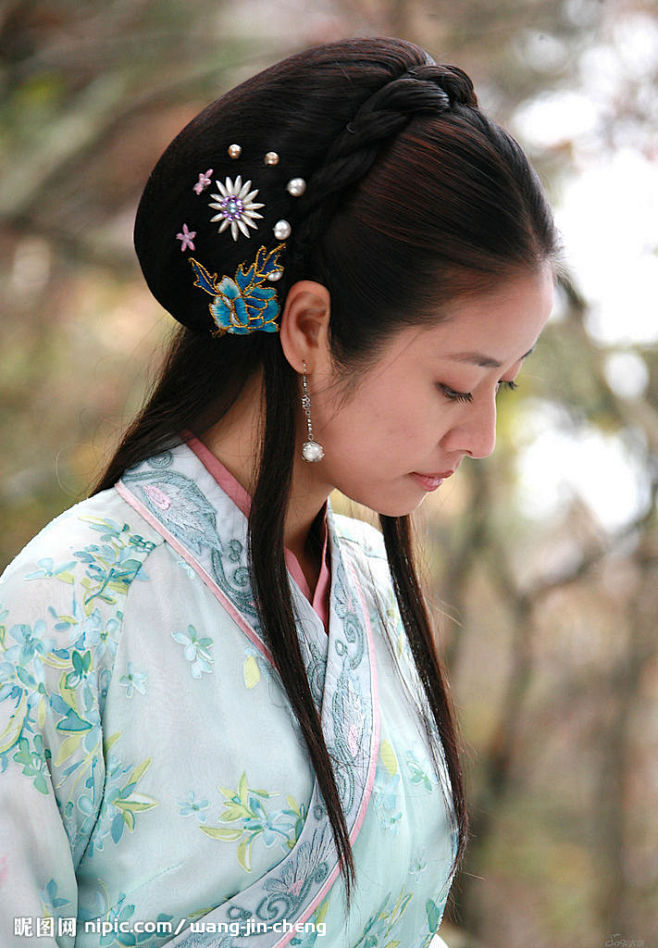 11:56:23林心如《倾世皇妃》(711×1024)古装铁勺猫同采自pic1a