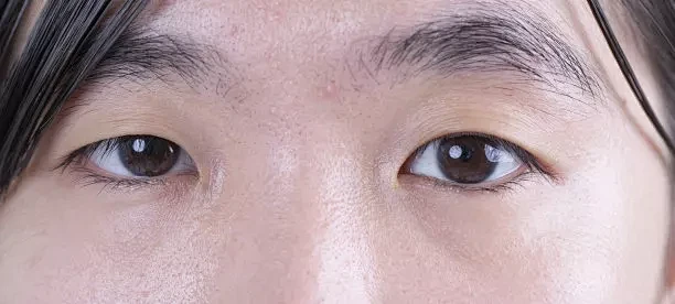 睁眼的青年女人图片素材_ID:418144606-花瓣网