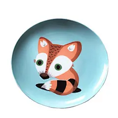 【手绘古瓷盘，用餐成为一道风景】北欧风格的手绘盘子，釉上彩工艺，颜色非常饱满，手摸质感温润；盘子内部可爱的狐狸形象，让原本单调的餐具，赋予生活的乐趣；它可以作为早餐盘、牛排盘，为你的餐桌增添了几分格调。￥28