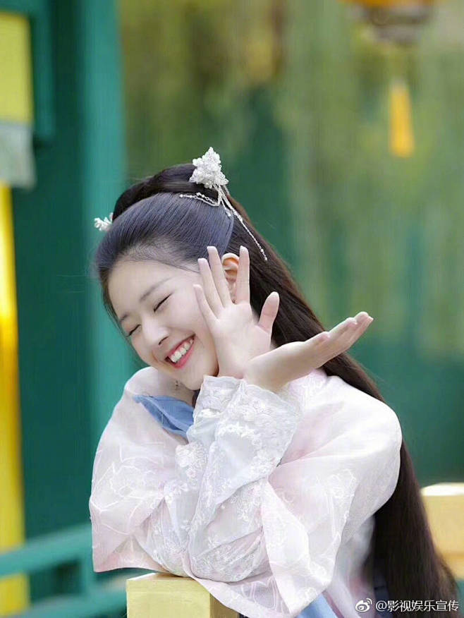 哦我的皇帝陛下洛菲菲赵露思