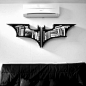 Batman Symbol Bookshelf的图片