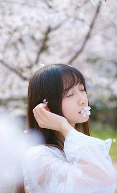 樱桃青衣谣采集到真人底图