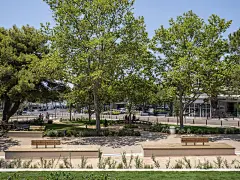 雅典沃利亚格梅尼，Nimfon广场5