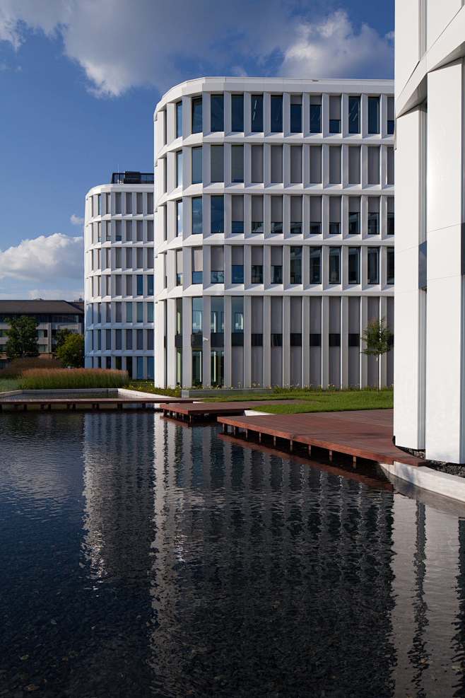 Warsaw Business Gard...