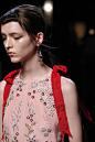 Erdem Spring 2018 Ready-to-Wear  Fashion Show Details : See detail photos for Erdem Spring 2018 Ready-to-Wear  collection.