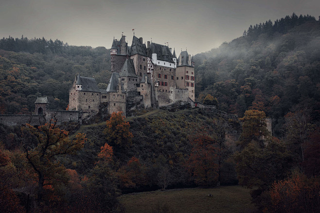 Burg Eltz : Eltz Cas...