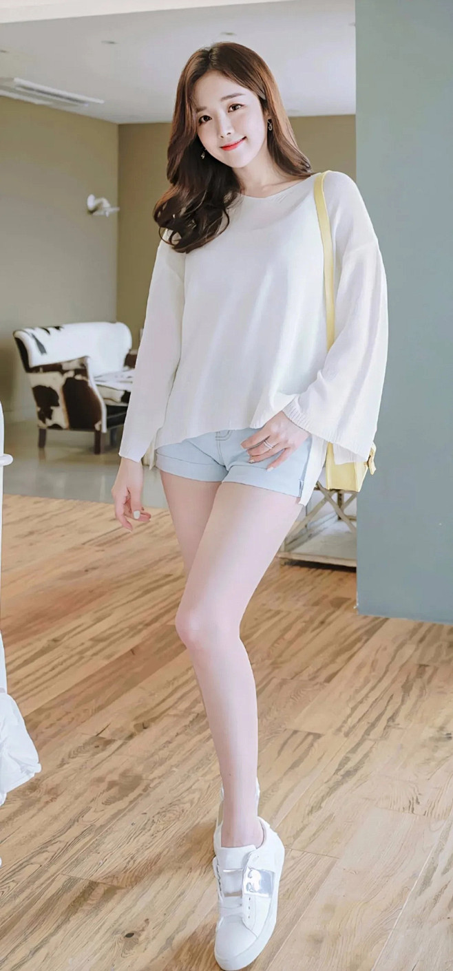 /(•ิ_•ิ)?