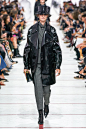 Christian Dior Fall 2019 Ready-to-Wear Fashion Show : The complete Christian Dior Fall 2019 Ready-to-Wear fashion show now on Vogue Runway.